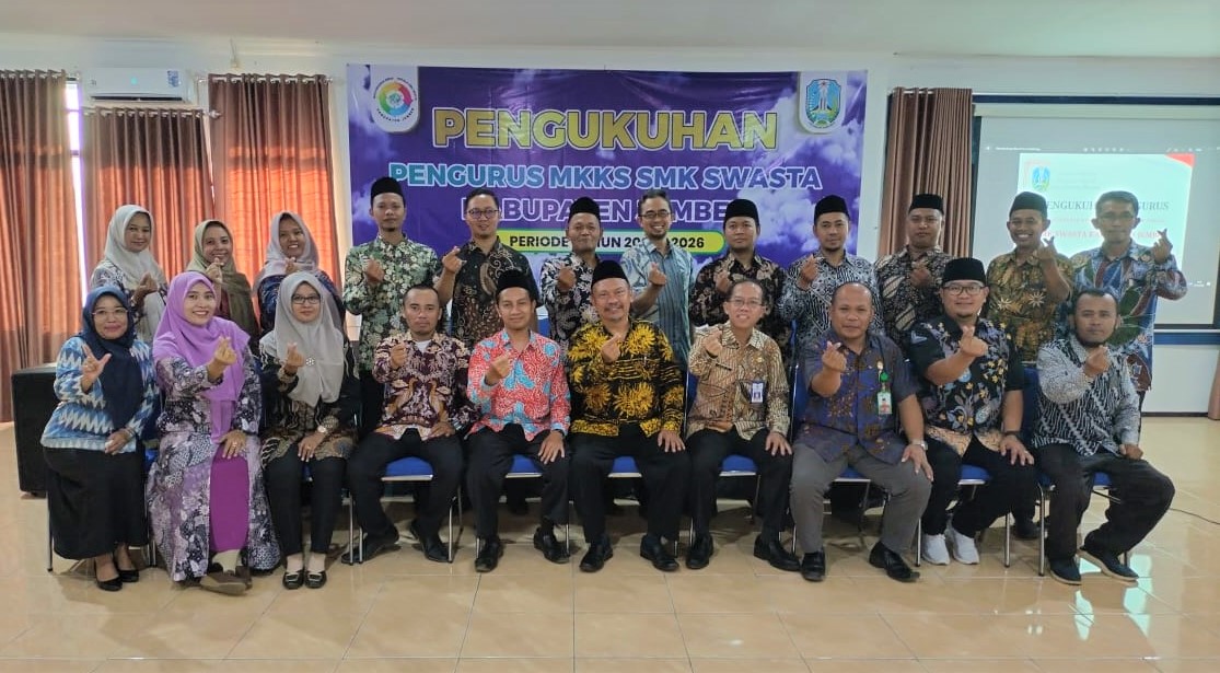 Pengukuhan Pengurus Musyawarah Kerja Kepala Sekolah (MKKS) SMK Swasta Kabupaten Jember Periode 2023-2026